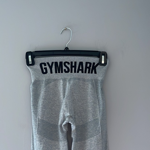 Gymshark Grey & Black Leggings Size XS - Picture 3 of 7